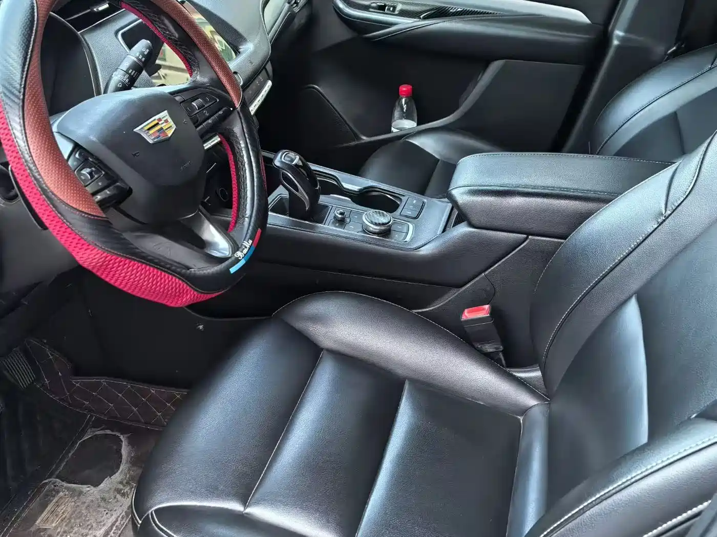 Cadillac XT4 2018 28T FWD Leading Edition фото 7