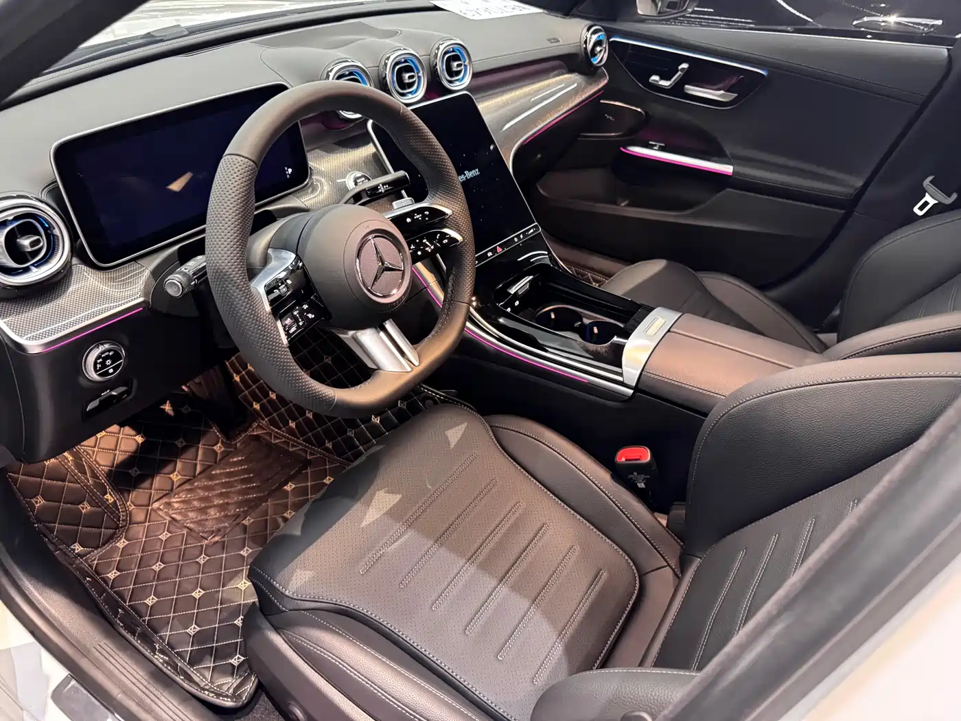 Mercedes-Benz C-Class 2025 Facelift C 260 L Sport Edition фото 8