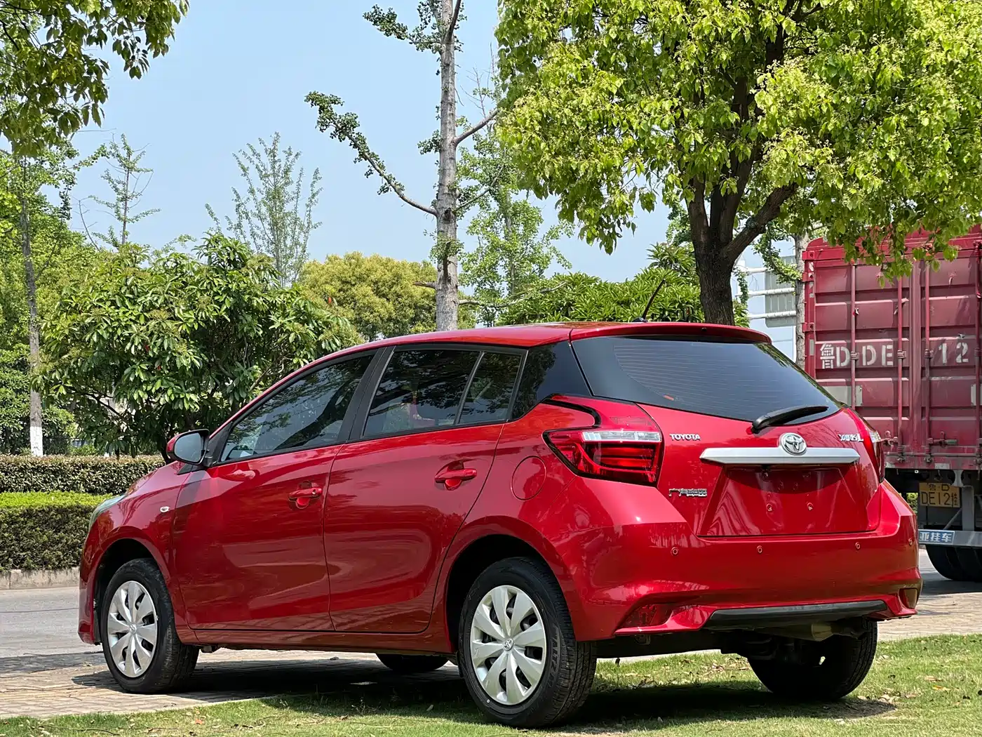 Toyota YARiS L Zhi Xuan 2021 1.5L CVT Leading Edition фото 9