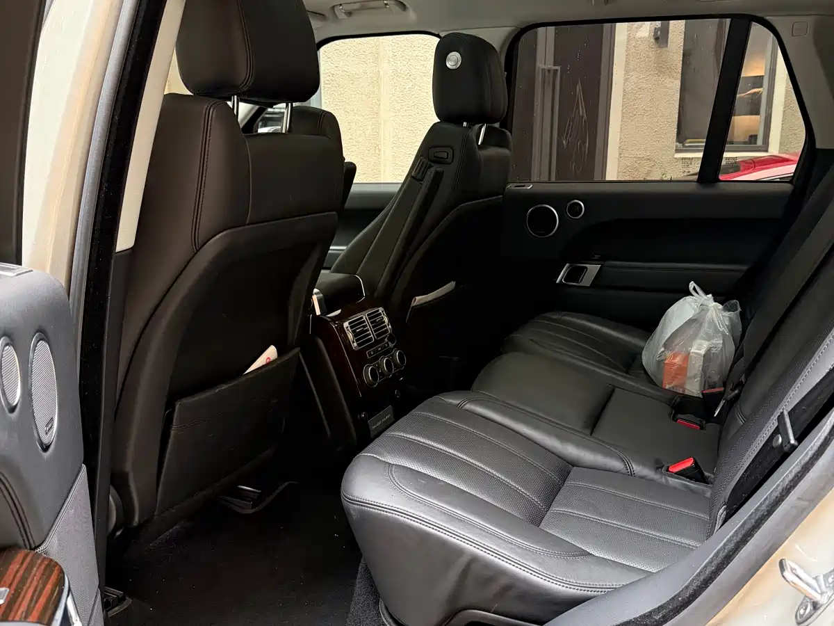 Land Rover Range Rover 2016 3.0 SC V6 Vogue фото 10