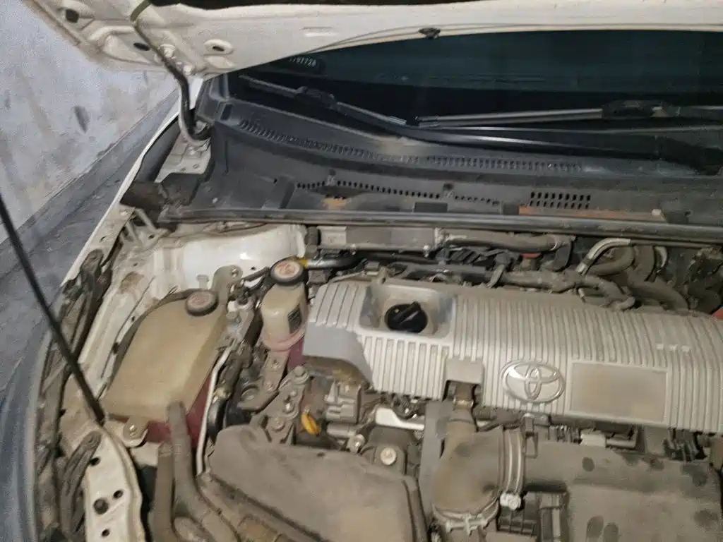 Toyota Corolla Twin Engine E+ 2020 2019 1.8L E-CVT Leading Edition