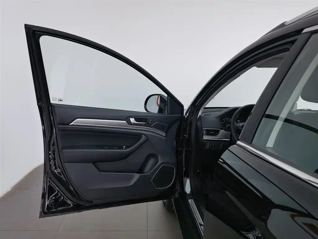 Haval H6 2018 Sport Edition 1.5T Manual 2WD Elite China V фото 8