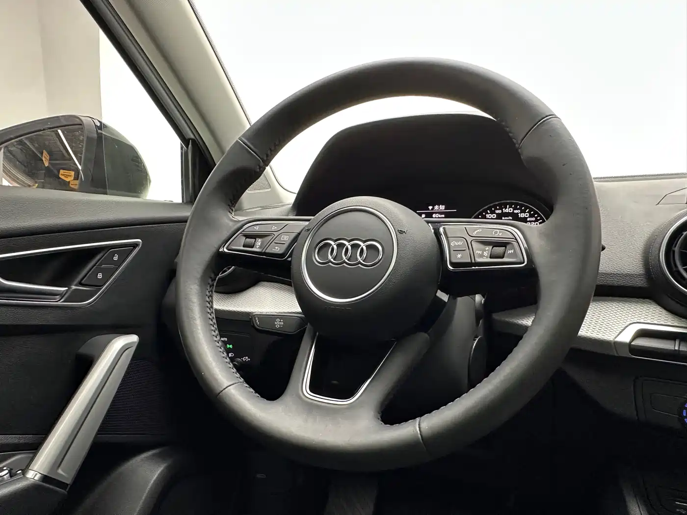 Audi Q2L 2020 35 TFSI Progressive Dynamic Model фото 10