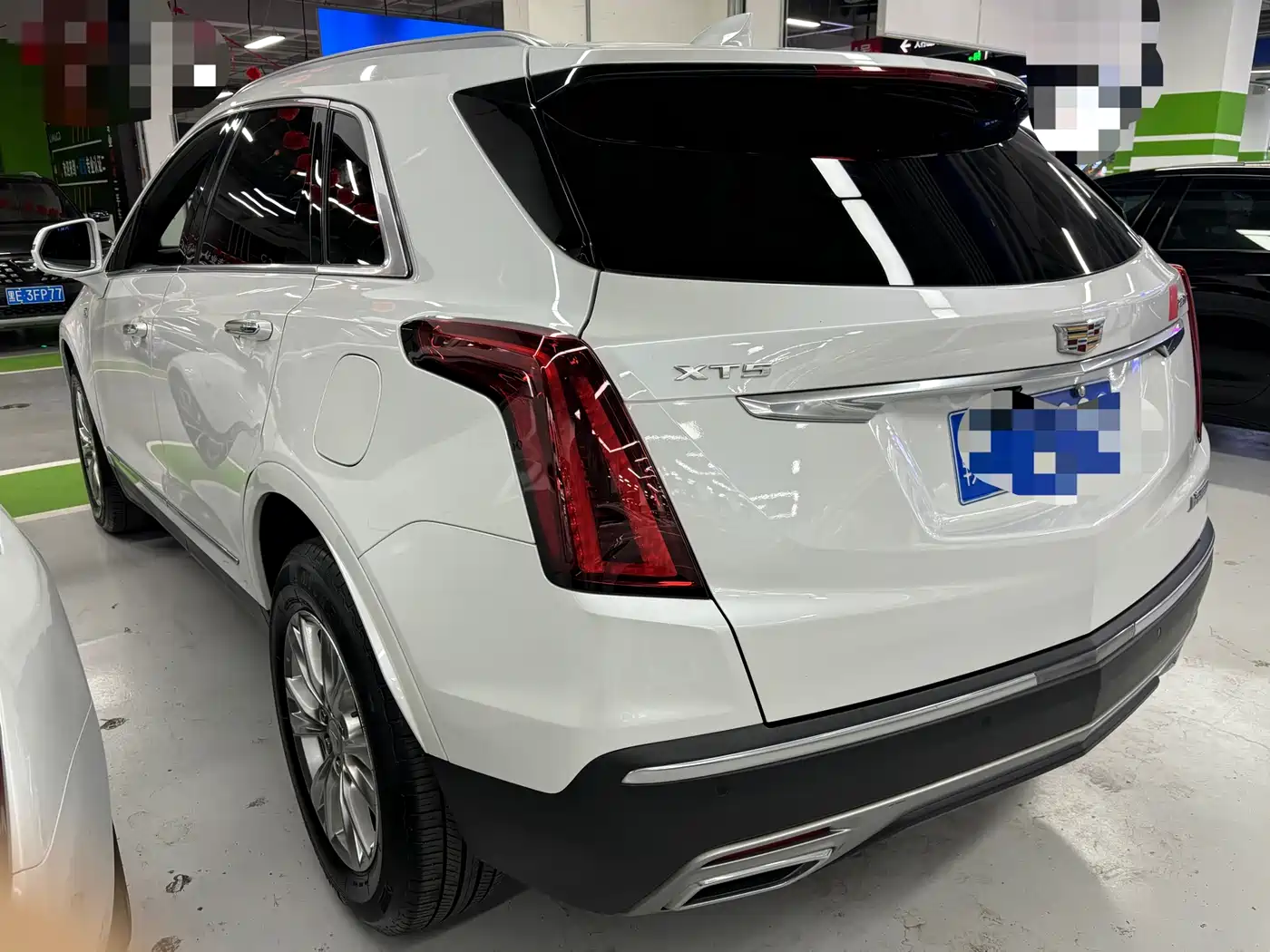 CADILLAC XT5