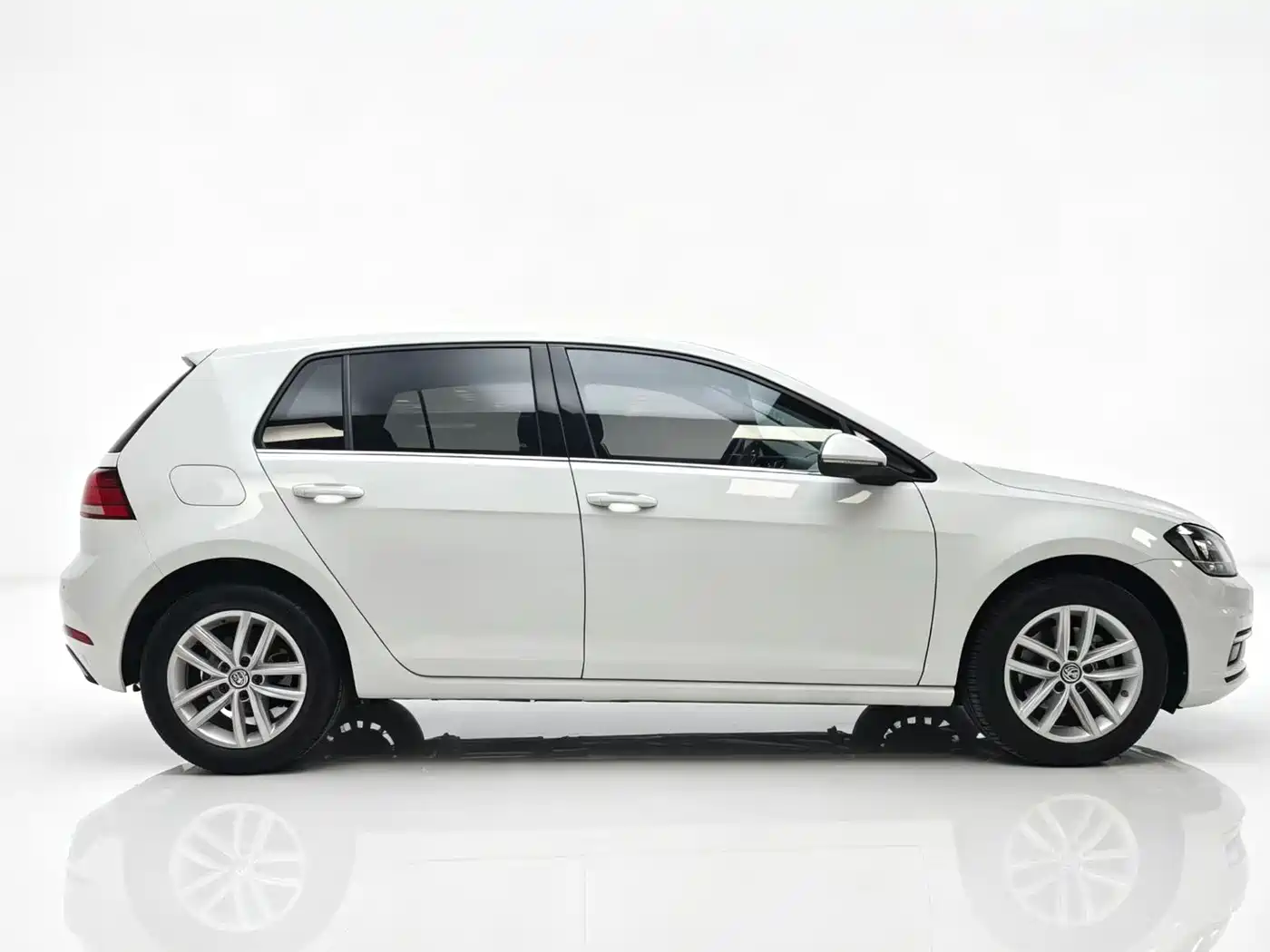 Volkswagen Golf 2018 230TSI Automatic Comfort фото 7