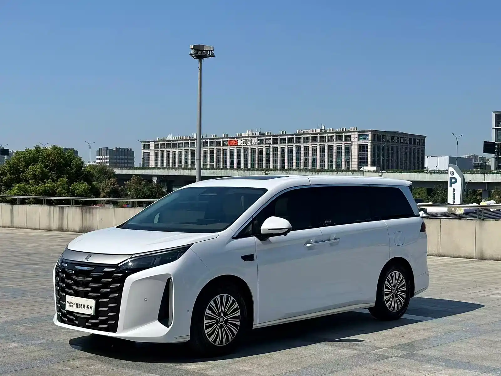 Фото 1 - BYD Xia