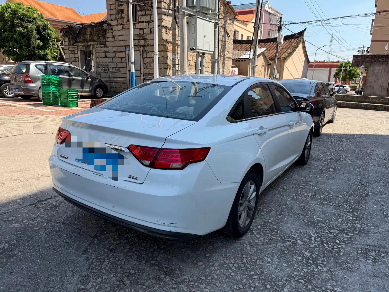 Фото 4 - Geely Emgrand GL