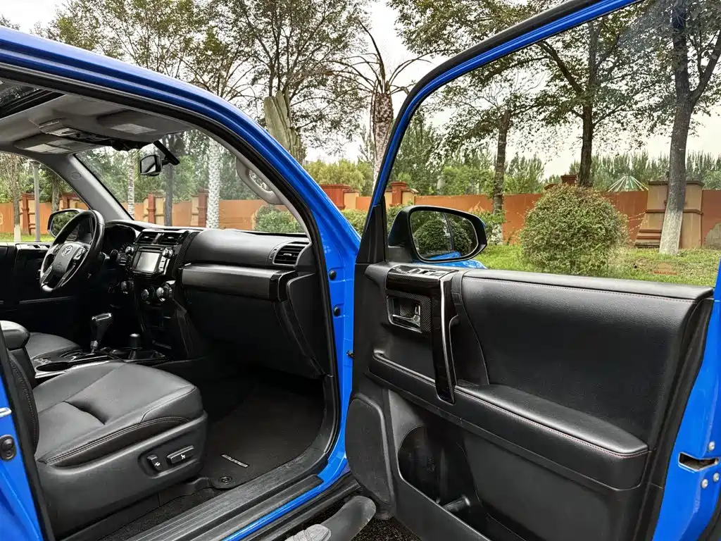 Toyota 4Runner 2021 2022 Model TRD Pro American Version