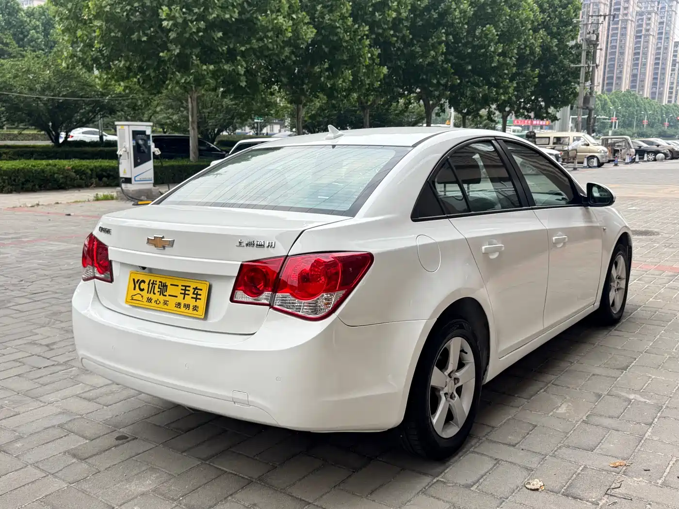 Chevrolet Cruze 2013 Model 1.6L SE AT фото 14