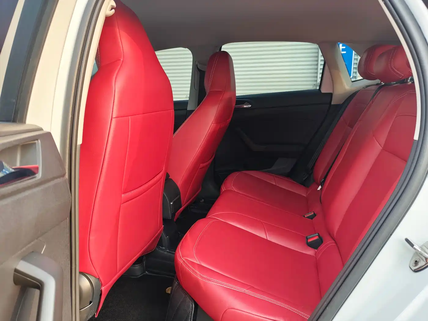Volkswagen Polo 2023 Facelift Plus 1.5L Auto Joyful Living Edition фото 5