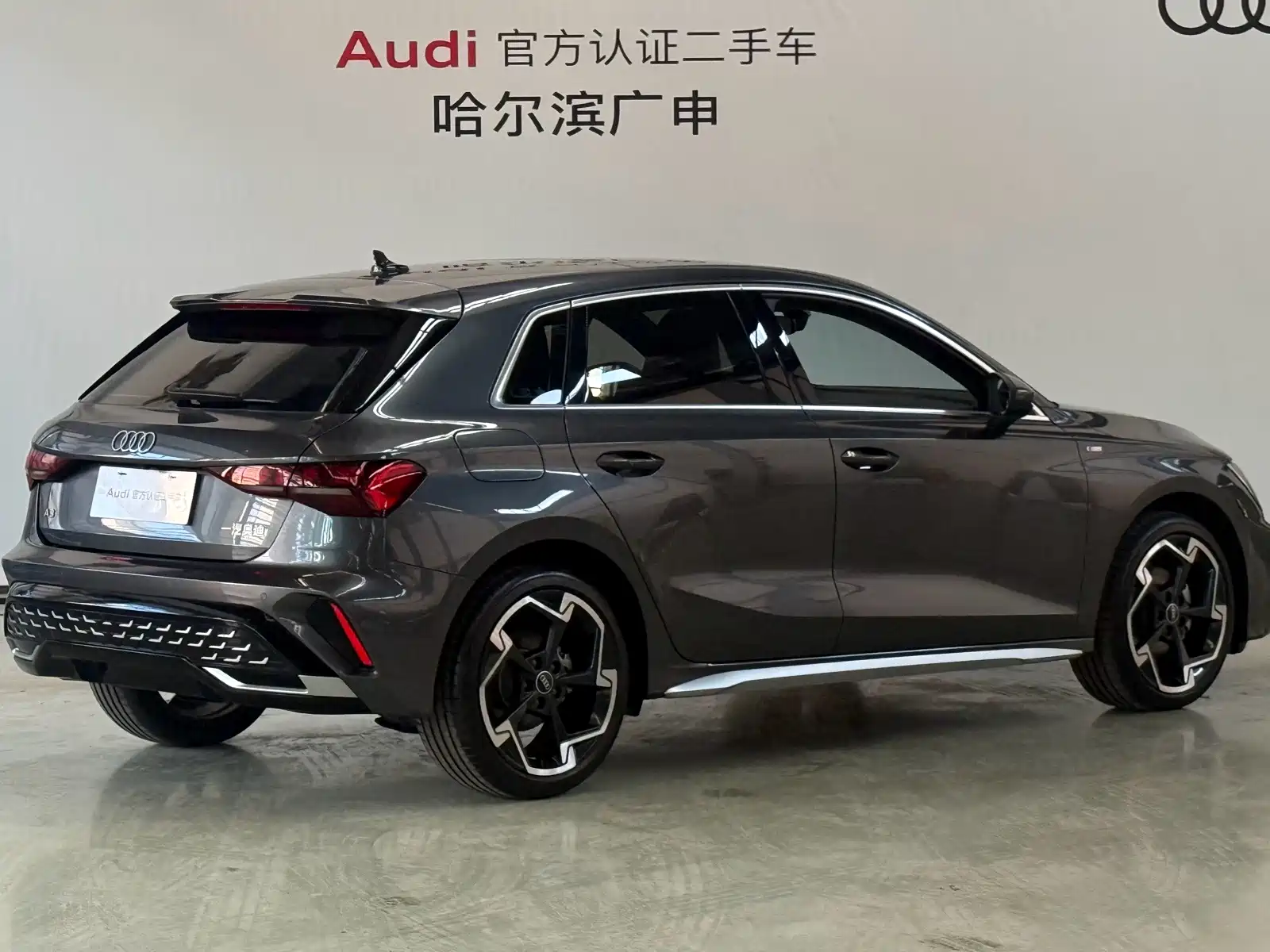 Фото 2 - Audi A3