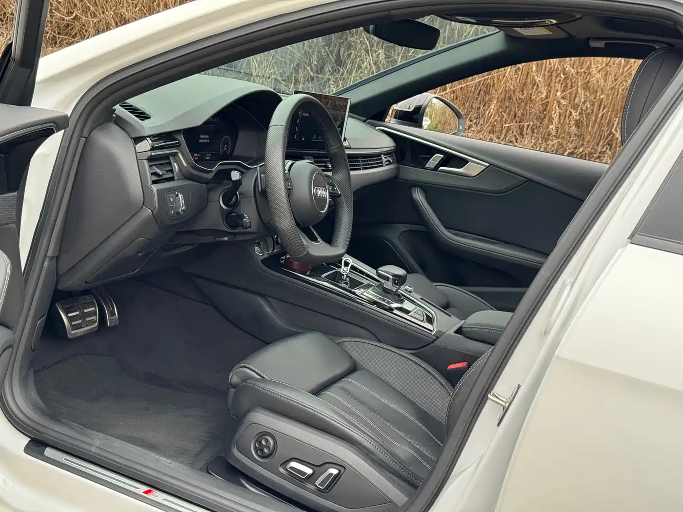 Audi A4L 2024 40 TFSI Luxury Dynamic фото 7