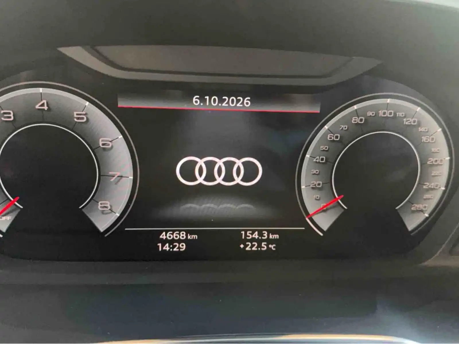 Фото 13 - Audi Q3