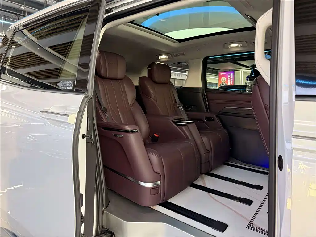 Buick Century 2023 2.0T 6-Seat World Edition фото 9