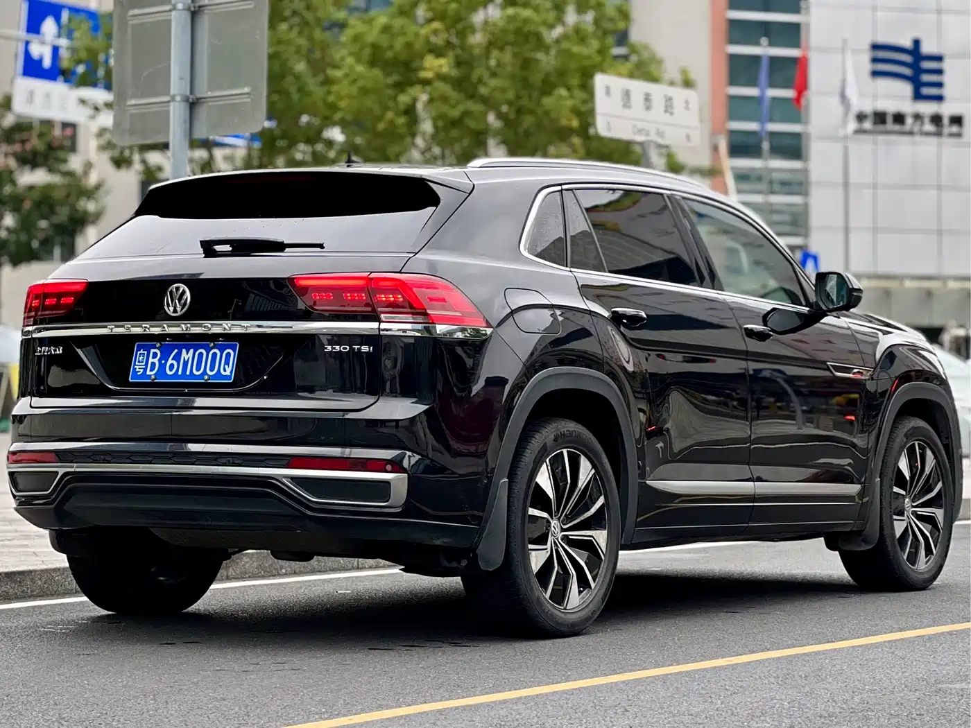 Volkswagen Teramont 2020 Teramont X 330TSI 2WD Premium Luxury фото 7
