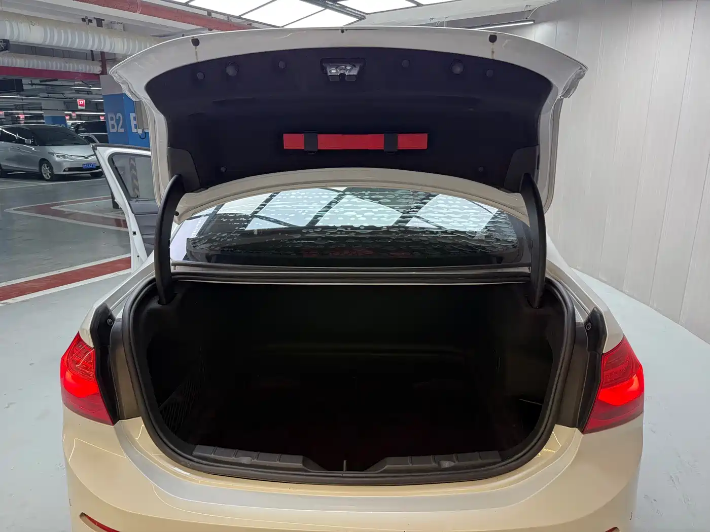 BMW 1 Series 2017 118i Sport фото 17