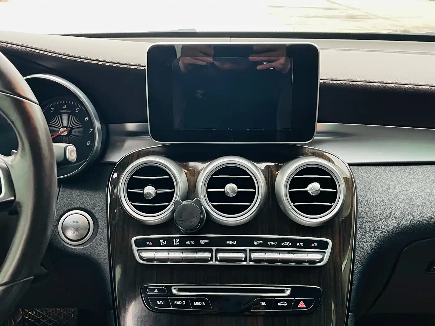 Mercedes-Benz GLC 2018 GLC 260 4MATIC Luxury фото 10