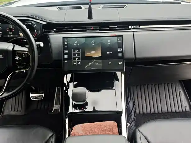 Land Rover Range Rover Sport 2024 2024 400PS Dynamic SE