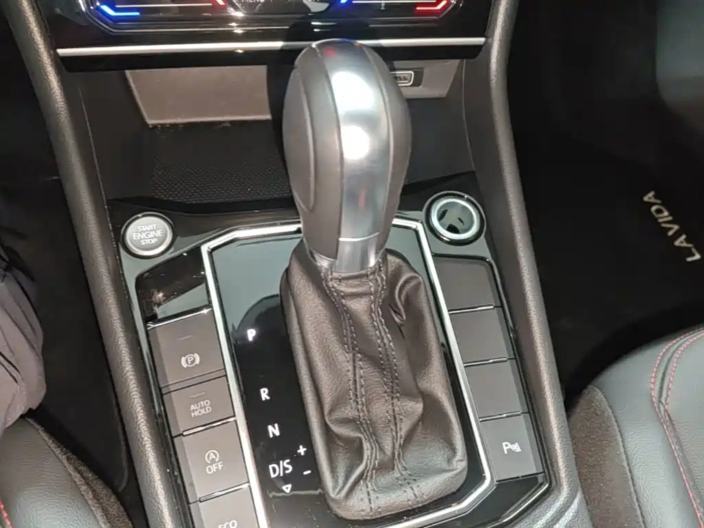 Photo 14 - Volkswagen Lavida