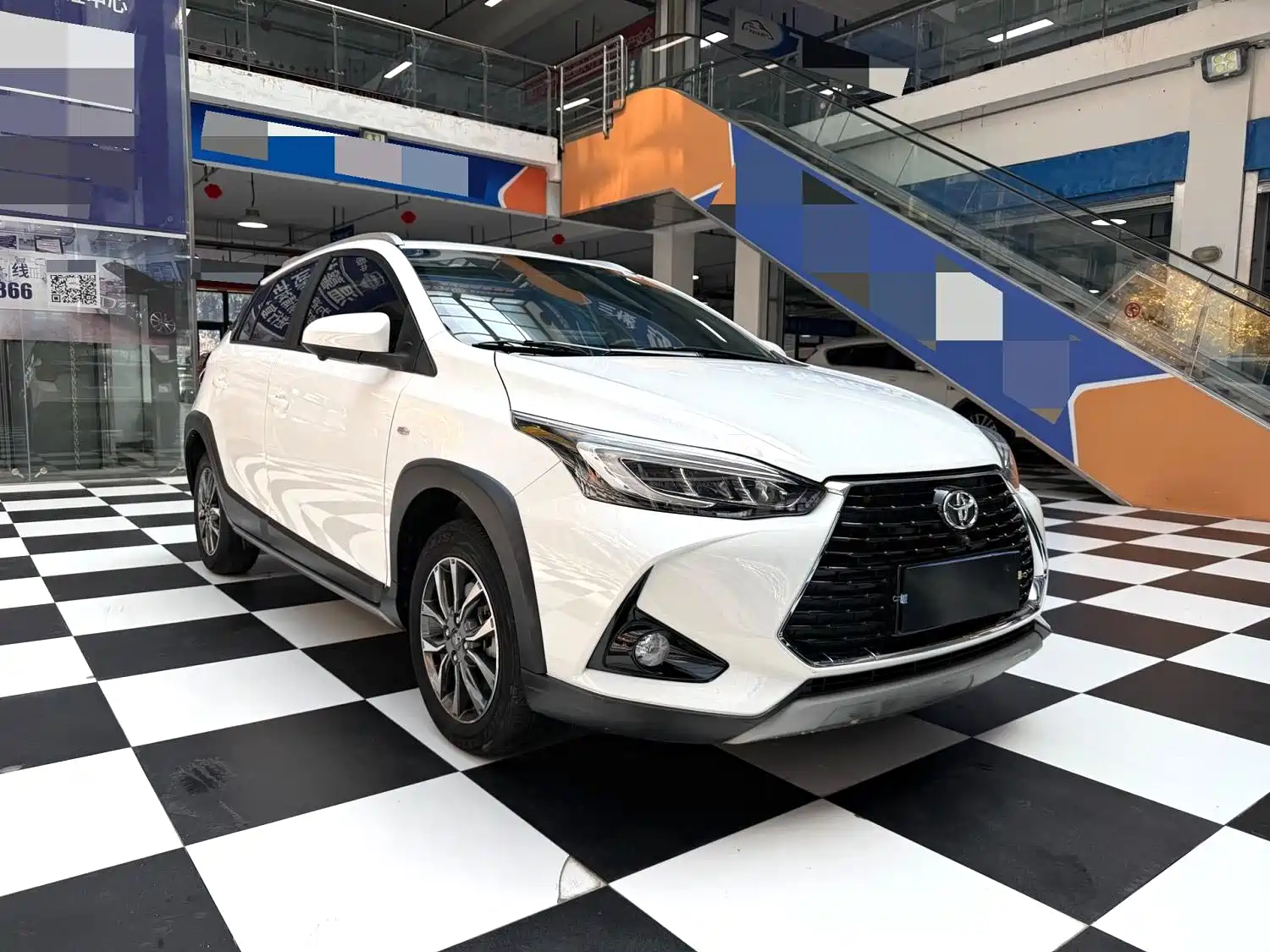 Фото 3 - Toyota YARiS L Zhi Xuan