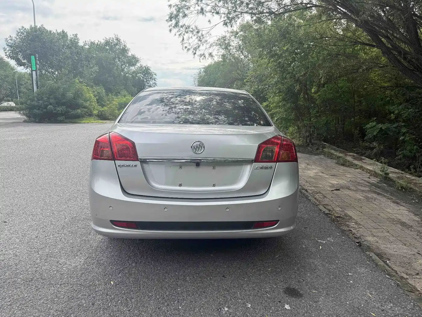 Buick Excelle 2012 2011 1.6LE-AT