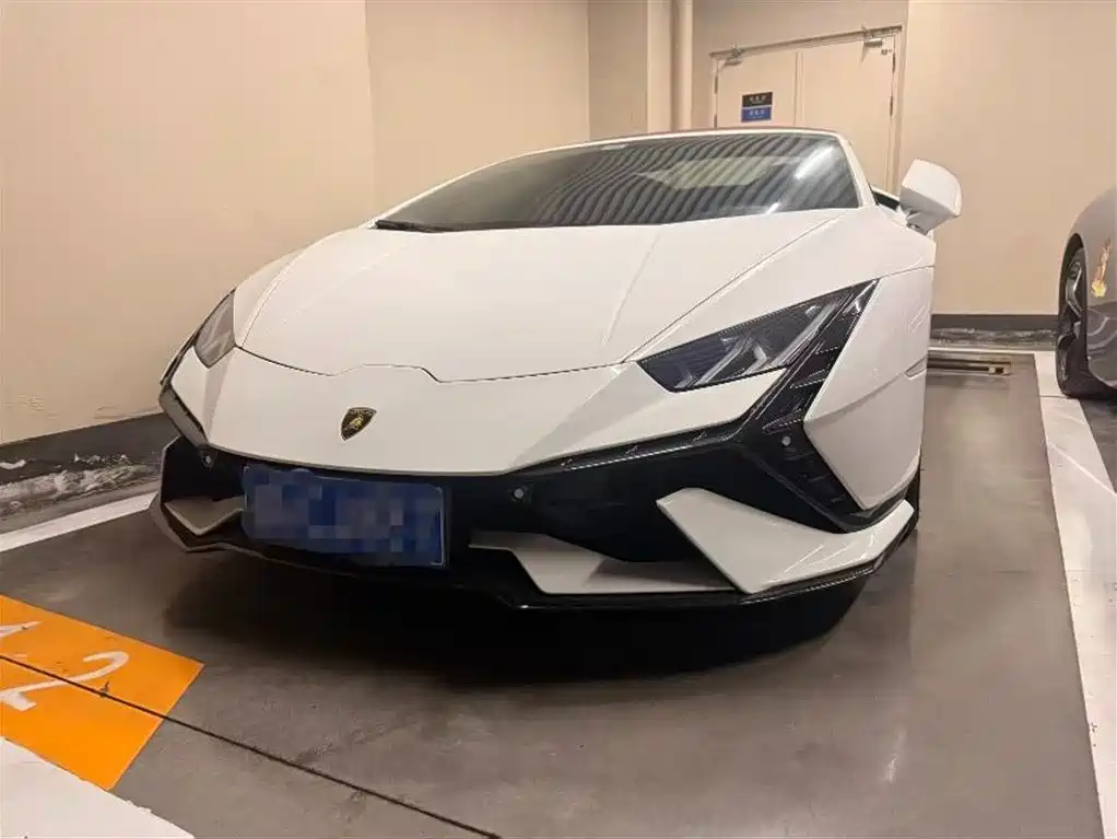 LAMBORGHINI HURACÁN
