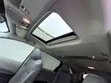 Фото 8 - Toyota Granvia