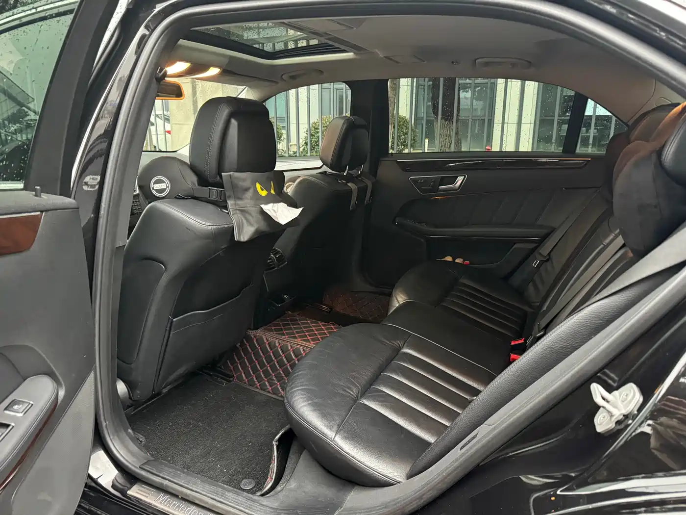 Mercedes-Benz E-Class 2013 E 300 L Elegance фото 6