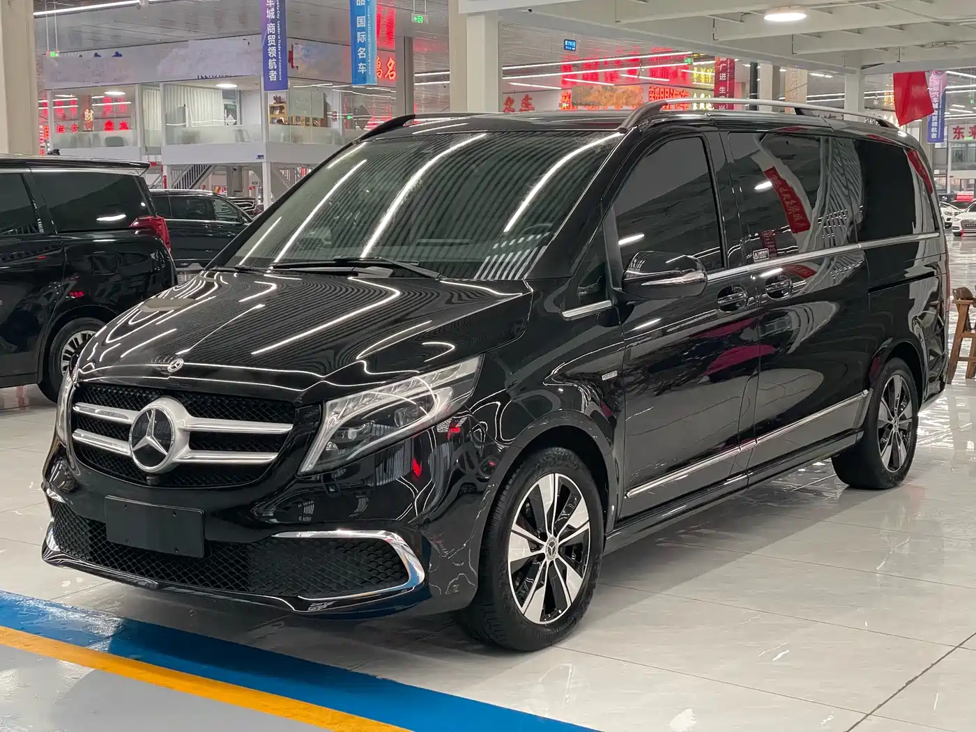 Mercedes-Benz V-Class 2020 V 260 Luxury Edition