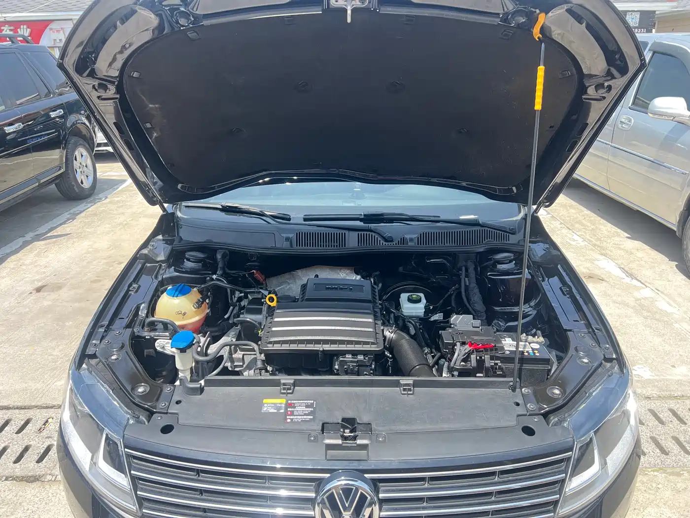 Volkswagen Lavida 2017 1.6L Automatic Trend Edition фото 25