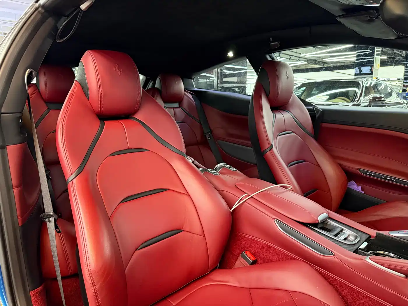 Ferrari GTC4Lusso 2018 2017 3.9T V8