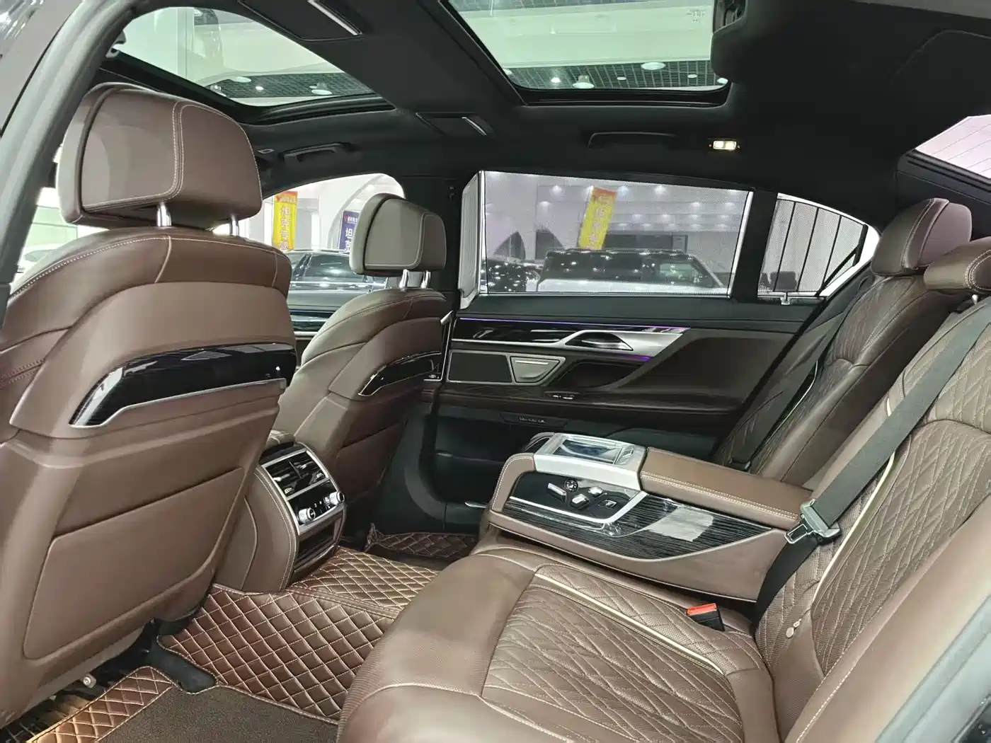 BMW 7 Series 2019 740Li Leading M Sport Package фото 5