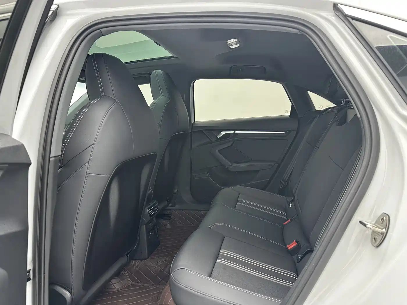 Audi A3 2023 A3L Limousine 35 TFSI Fashion Sport фото 6