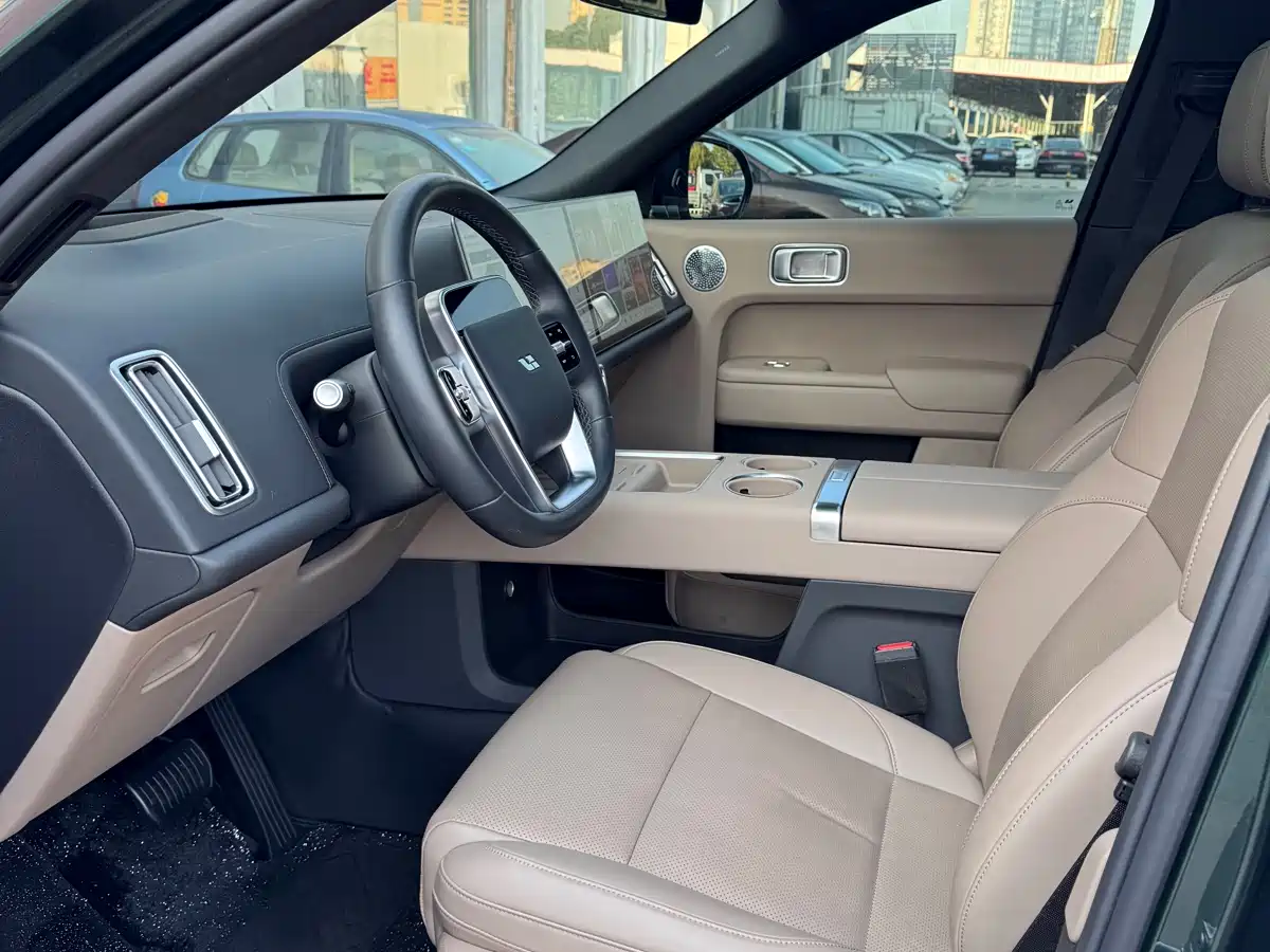 Li Auto Li Xiang L9 2025 Pro Smart Renewal Edition фото 18