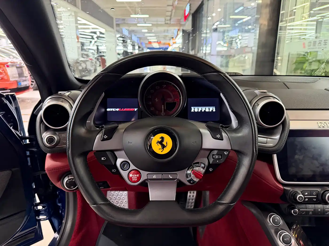 Ferrari GTC4Lusso 2018 2017 3.9T V8