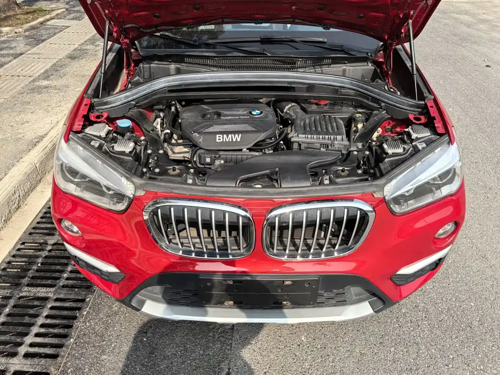 Фото 10 - BMW X1