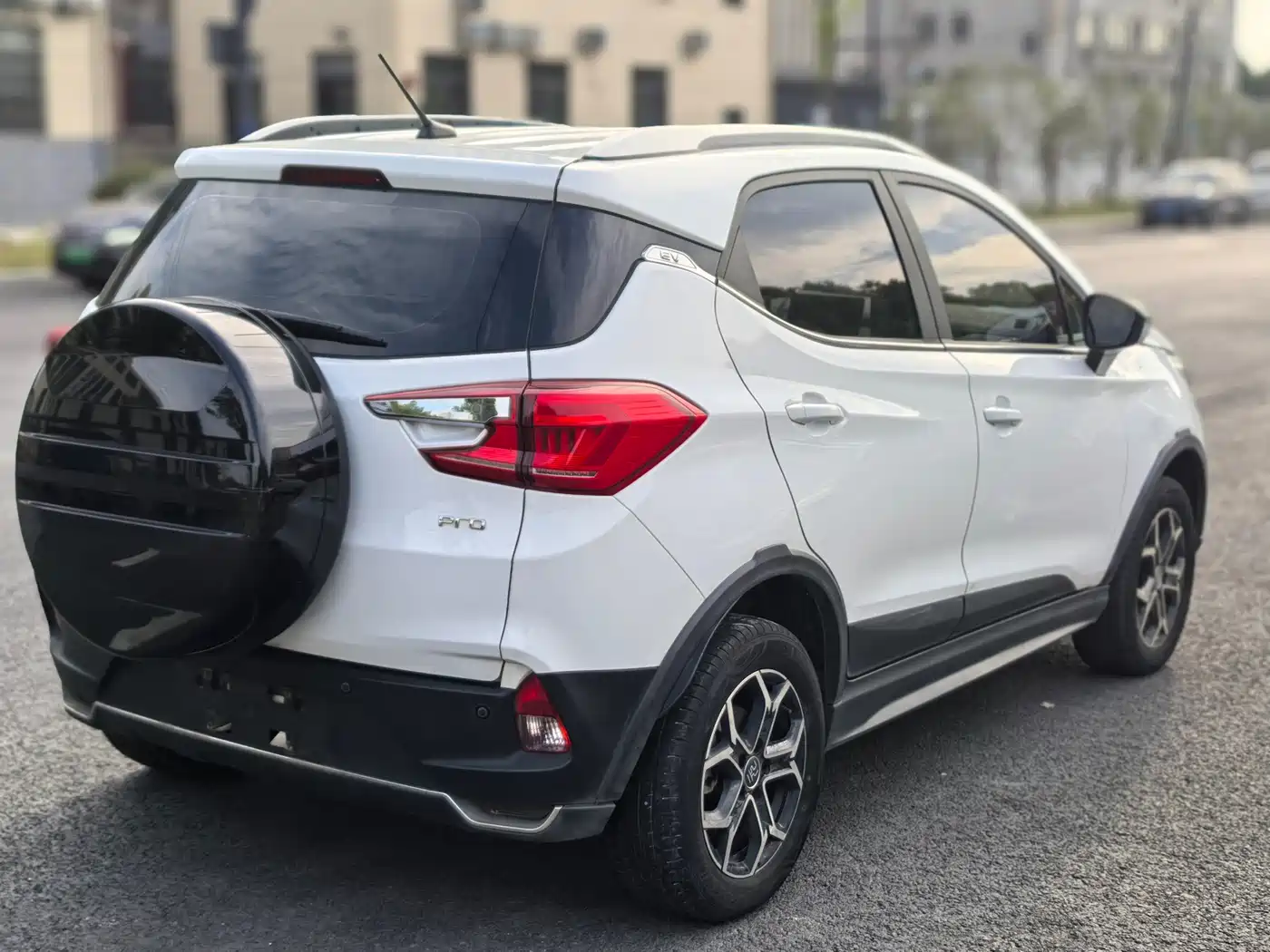 BYD Yuan Pro 2022 2021 401KM Luxury Model