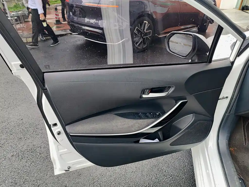 Toyota Corolla 2023 2022 Hybrid 1.8L E-CVT Pioneer Edition