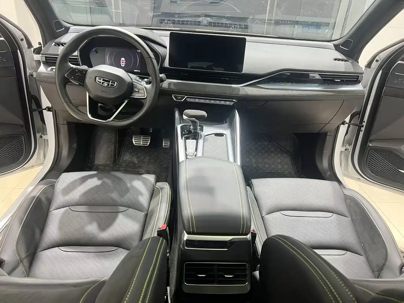 GEELY AUTOMOBILE XINGRUI