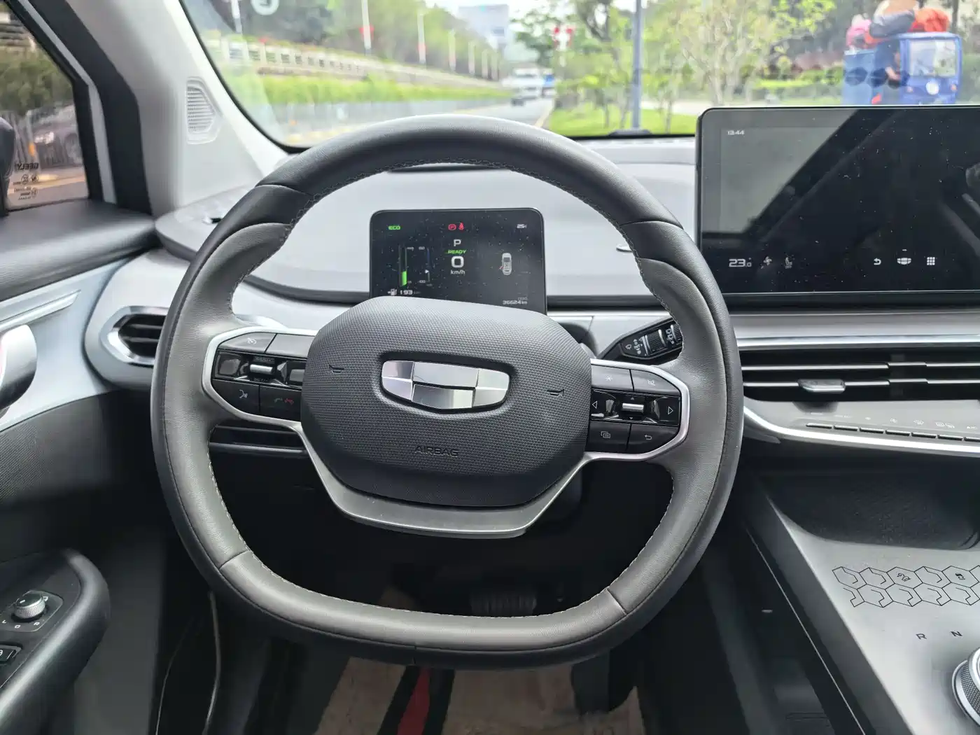 GEELY GEOMETRY C