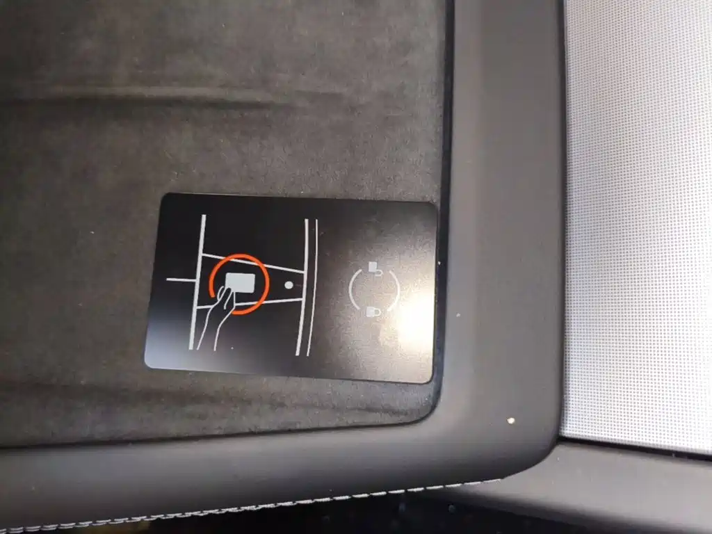 Tesla Model 3 2026 2025 Model Year Facelift Rear-Wheel Drive