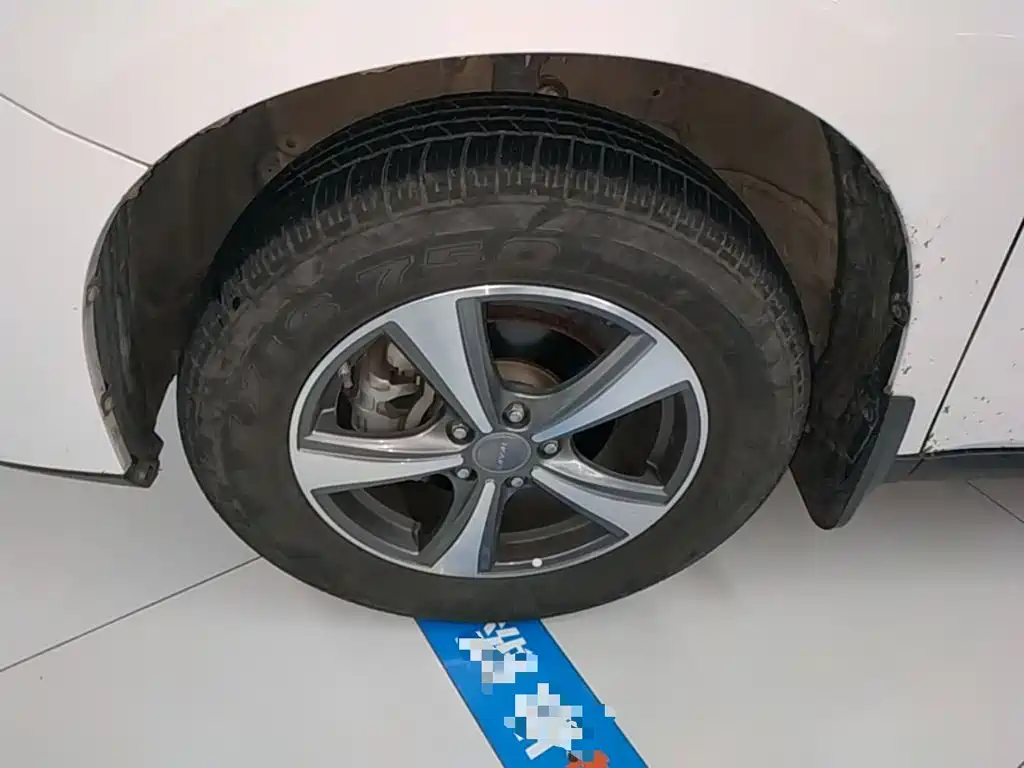 Фото 23 - Haval M6