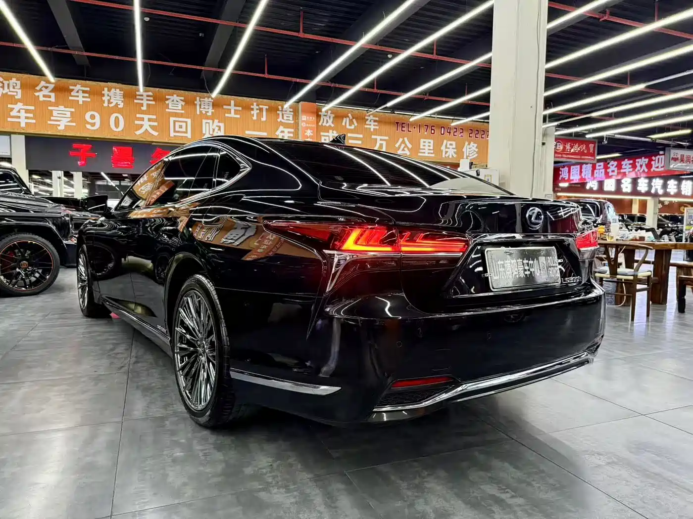 Lexus LS 2022 2023 500h Excellence Edition