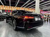 Фото 18 - Lexus LS