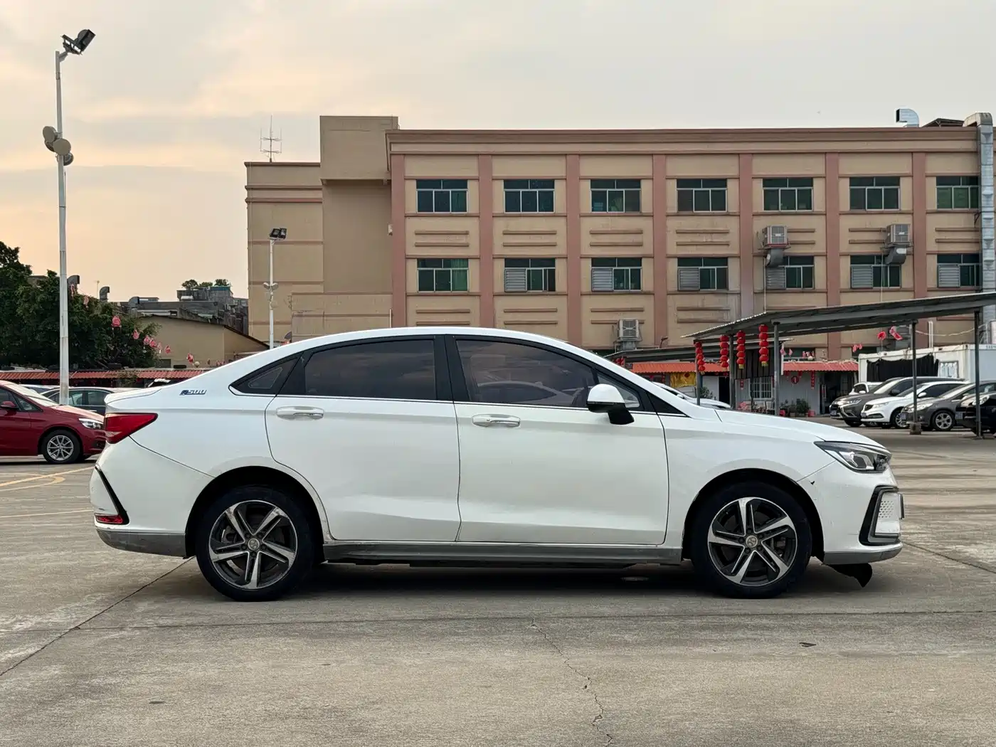 BAIC Beijing EU5 2019 2018 R500 Smart Wind Edition