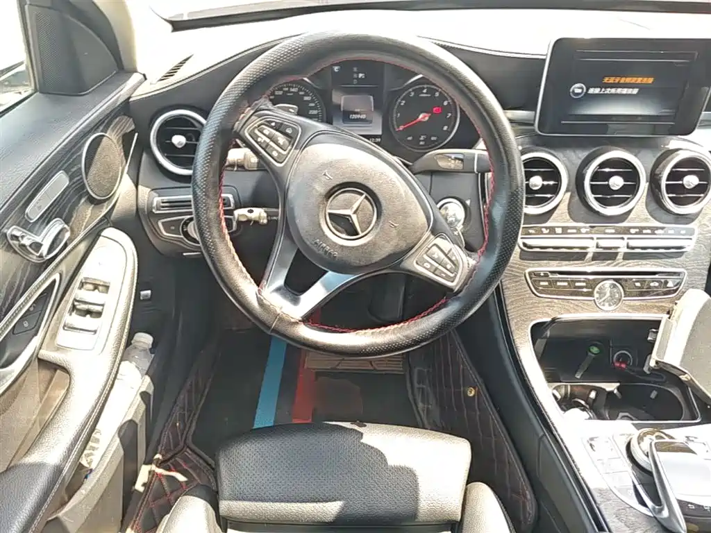 Mercedes-Benz C-Class 2016 C 200 L Sport фото 11