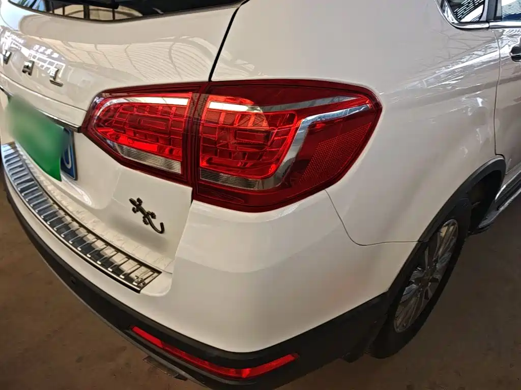 Фото 8 - Haval H6