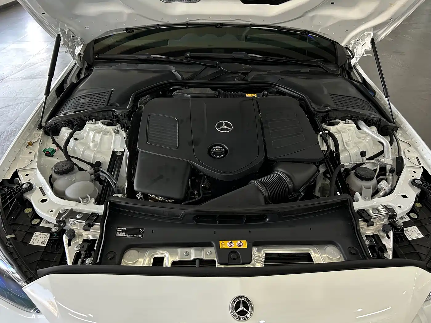 Mercedes-Benz C-Class New Energy 2023 C 350 eL фото 9
