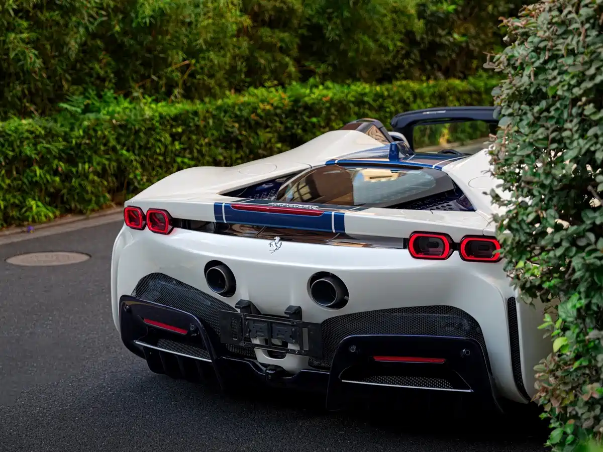 Ferrari SF90 2022 2021 3.9T V8 Spider