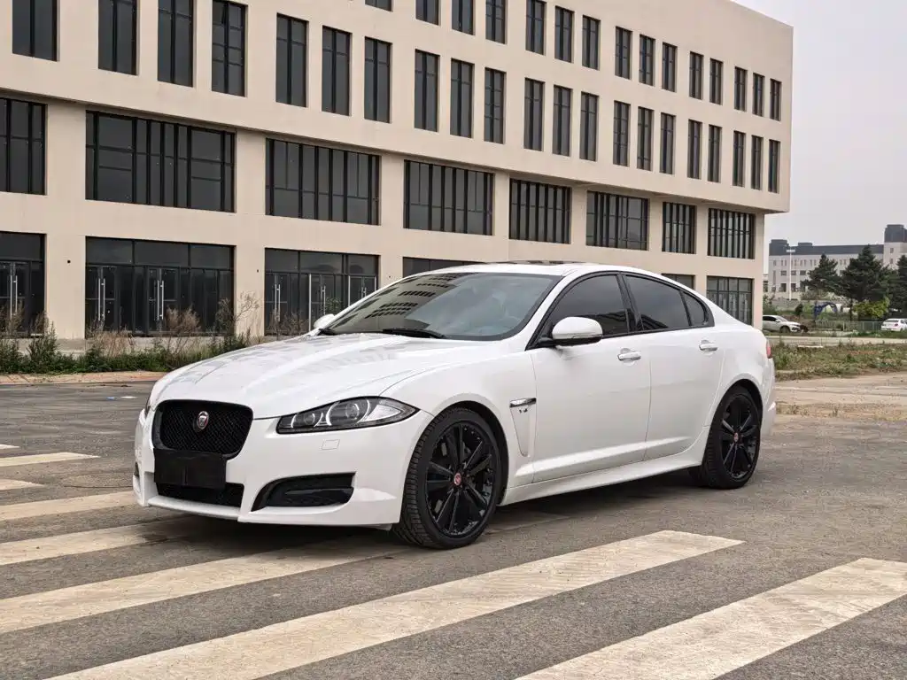 Jaguar XF 2014 2014 XF 3.0 SC Sport Club Limited Edition